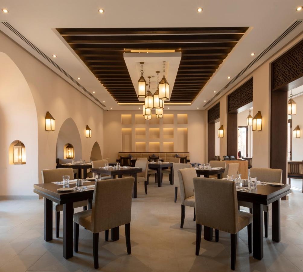 Al Badayer Retreat By Sharjah Collection Hotel Margham Exterior photo The restaurant at the Ritz-Carlton, Dubai