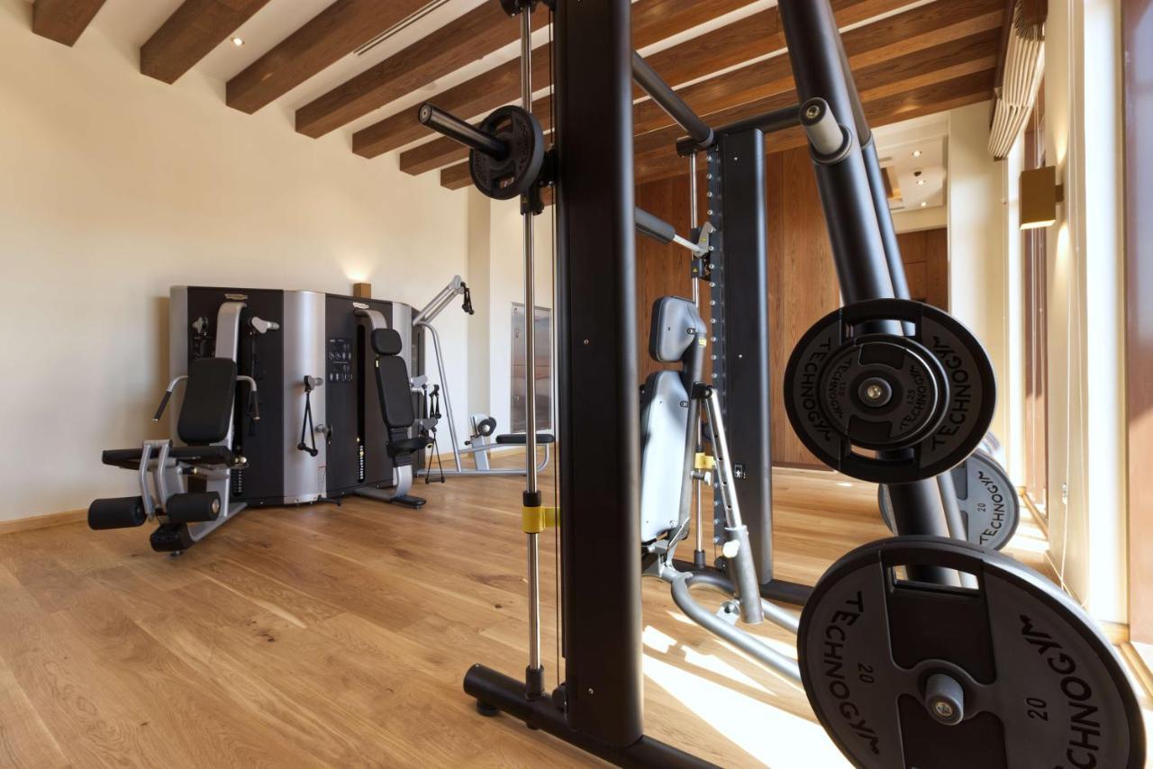 Al Badayer Retreat By Sharjah Collection Hotel Margham Exterior photo A gym